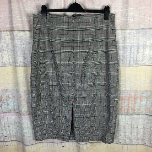 Essentials by ABS Small Glen Check Pencil Skirt - Picture 2 of 5